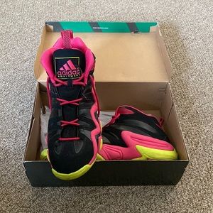 Crazy 8 Adidas Sneakers